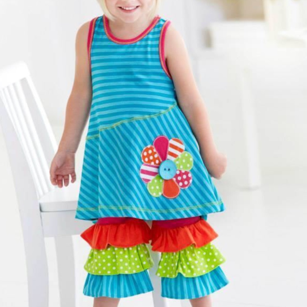 NEW - Girls 2-piece set